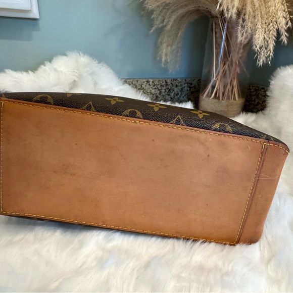 Authentic Louis Vuitton Cabos Piano Bag - Picture 8 of 16